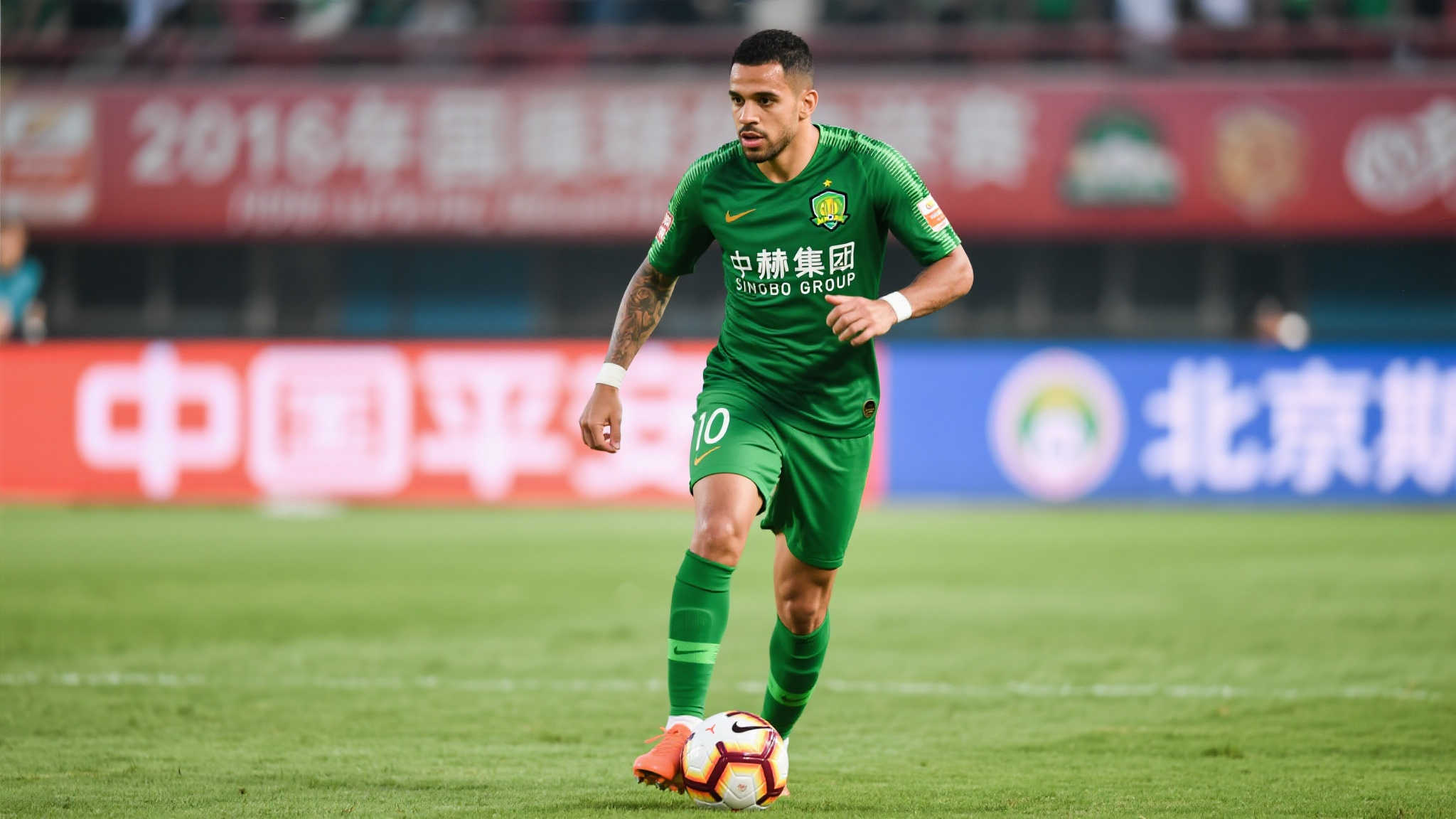 滕哈赫：哈裏-阿馬斯雖然不及梅努，但確實有非凡天賦.