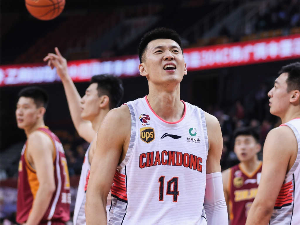 球市真火爆啊！超5万球迷现场观看中国女足热身赛