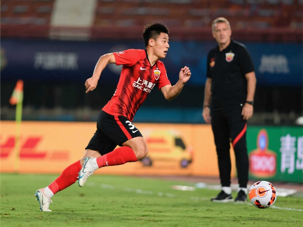 并拍了拍自 并拍了拍自